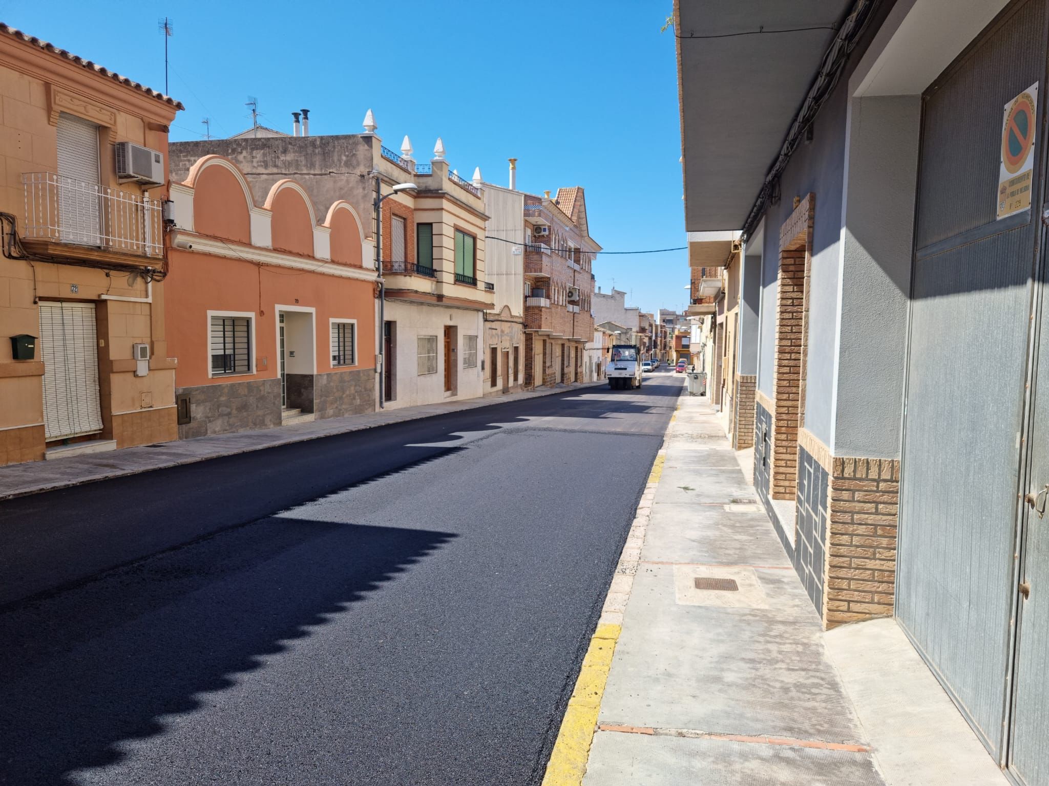 L’Ajuntament reasfalta el Carrer Sant Sebastià dins les inversions participatives 2022