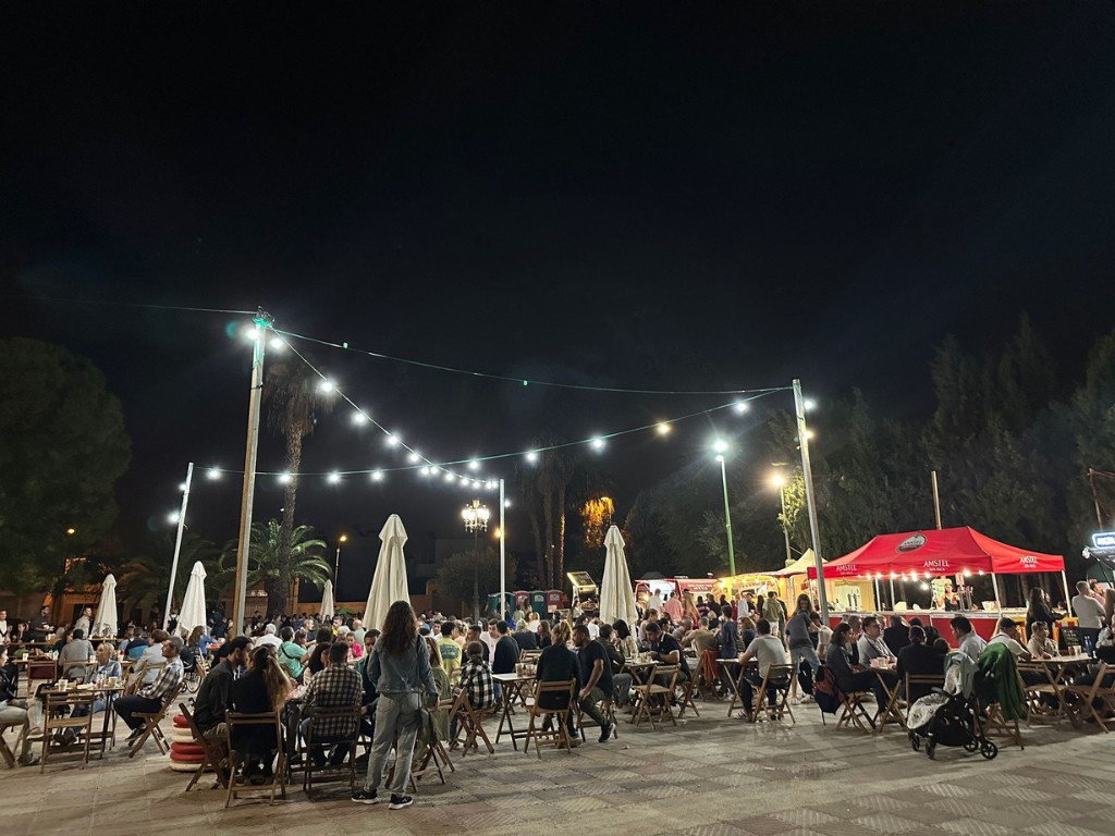 La Pobla de Vallbona acull el primer Street Food Market 